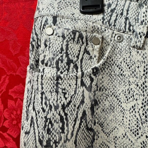 Boston Proper Shimmer Snake Print Five Pocket Pant - Off White- Size 14 - NWT - Picture 7 of 14